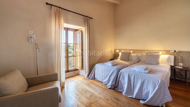 Foto 33af8402-81be-4ee3-a12e-0815fb740520. Masía finca con refinados acabados entre la ciudad y la costa en Sa Casa Blanca, palma en Palma de Mallorca