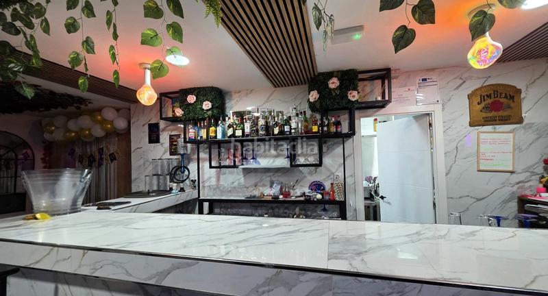 Foto b85f1b20-c6c2-485f-885e-914d62c15661. Local commercial dans Vista Alegre Madrid