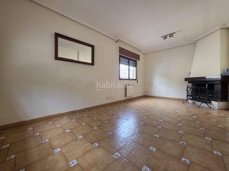 Foto 491e30ee-1578-4e87-bcdf-a4f2d63282b3. Casa amb calefacció a Álamo (El)