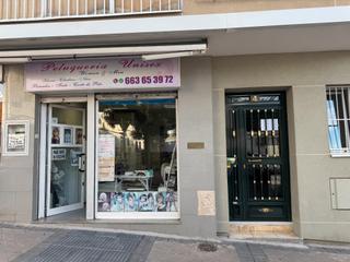 Local Comercial en Lucero. Local en venta en calle de coca, lucero, latina, madrid