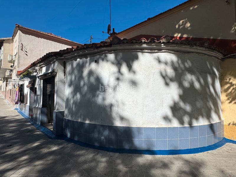 Foto fdf4711d-4a5d-419d-9802-57f168936f94. Local comercial local en venta en calle de cascajares, en Madrid