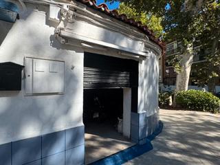 Local Comercial en Lucero. Local en venta en calle de cascajares, madrid