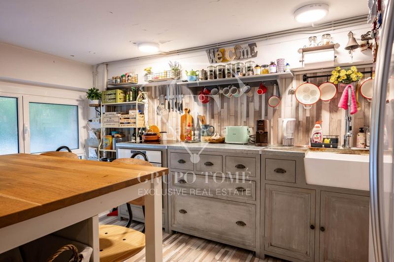 Foto 67c28335-afad-4037-958d-b59c3f436e72. Local commercial dans Gros Donostia - San Sebastián