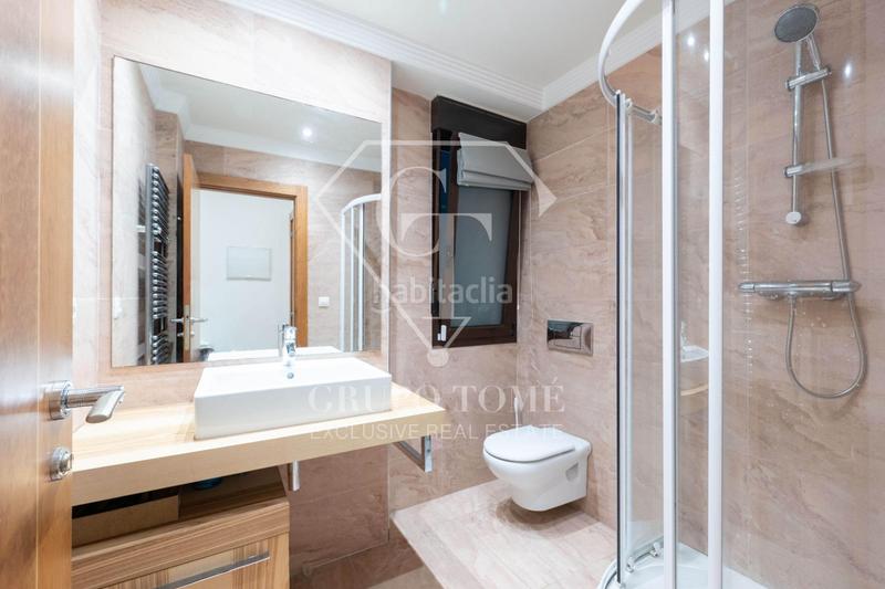 Foto 622a85e8-4518-4ae2-ae26-a6a0b27b6ea5. Piso luminoso piso en blas de lezo en Área Romántica Donostia - San Sebastián