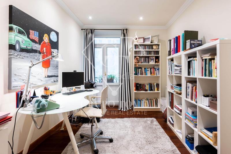 Foto 6d8704e7-a07c-49d3-97c7-fd48396b071e. Piso luminoso piso en blas de lezo en Área Romántica Donostia - San Sebastián