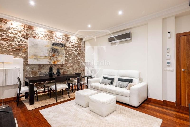 Foto dc762392-382e-4ad4-b025-8c149ab2f409. Piso luminoso piso en blas de lezo en Área Romántica Donostia - San Sebastián