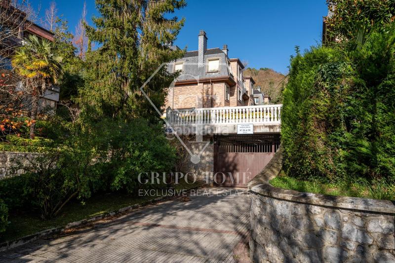 Foto f36e3aef-7fd4-4cec-bb66-ebb352d4fd77. Appartamento con riscaldamento parcheggio in Ategorrieta-Ulía Donostia - San Sebastián