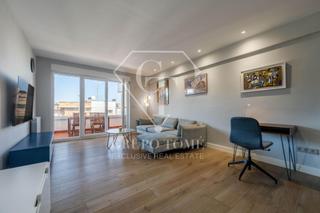 Appartement  Paseo de heriz. Impresionante piso con muchísima luz en paseo de heriz