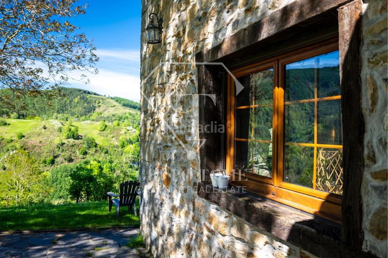 Foto c28140f5-6cb7-4398-8ced-705a7fde237f. Maison avec chauffage parking dans Errezil