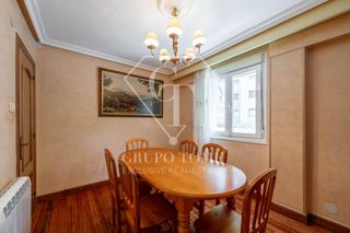 Etagenwohnung  Calle calle mandoegui 2. Espaciosa vivienda familiar con balcón, trastero y ascensor a co