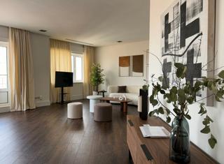 Lloguer Apartament a Plaza de españa 18. Exclusiva vivienda  en uno de los edificios más emblemáticos de