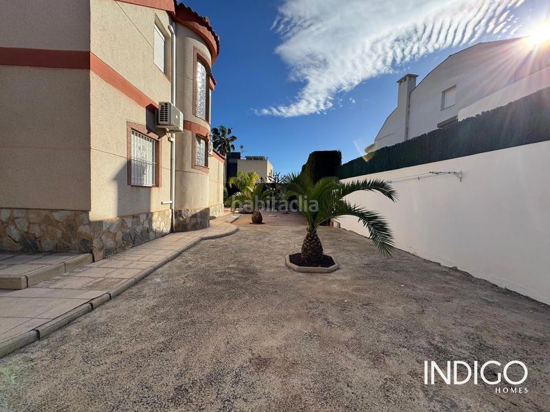 Foto 5669d15d-ef49-4db6-a56a-345a00353571. Xalet amb calefacció aparcament piscina a Valle del Sol Mutxamel