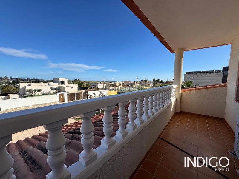 Foto abaa3b4c-66e6-446d-a25f-dbeb64115a6d. Xalet amb calefacció aparcament piscina a Valle del Sol Mutxamel