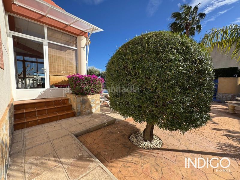 Foto b6734b32-91b1-4766-b59a-472a445c12e5. Xalet amb calefacció aparcament piscina a Valle del Sol Mutxamel