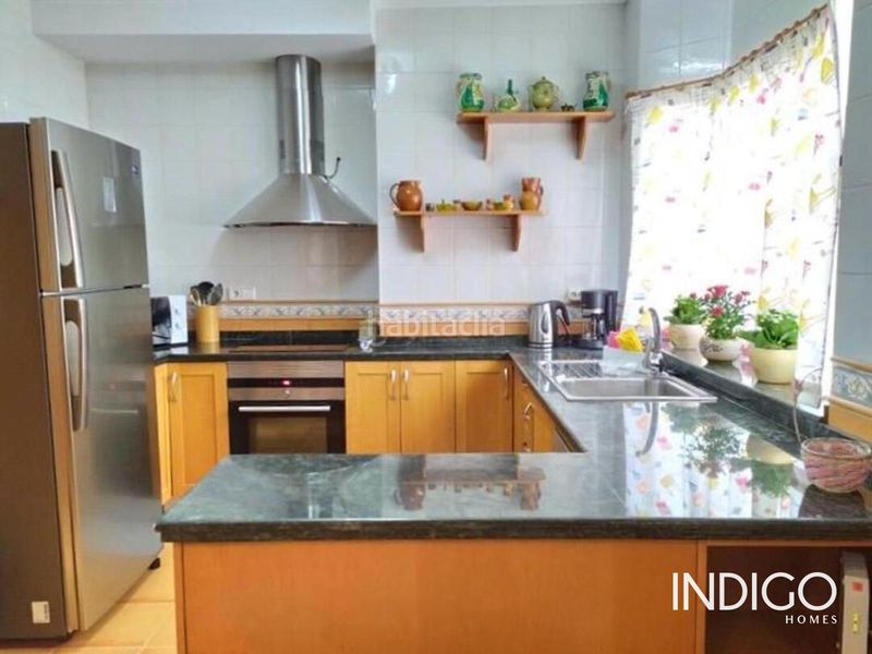 Foto bfb261f3-5b4a-4f71-add6-5cdab3d44eef. Xalet amb calefacció aparcament piscina a Valle del Sol Mutxamel