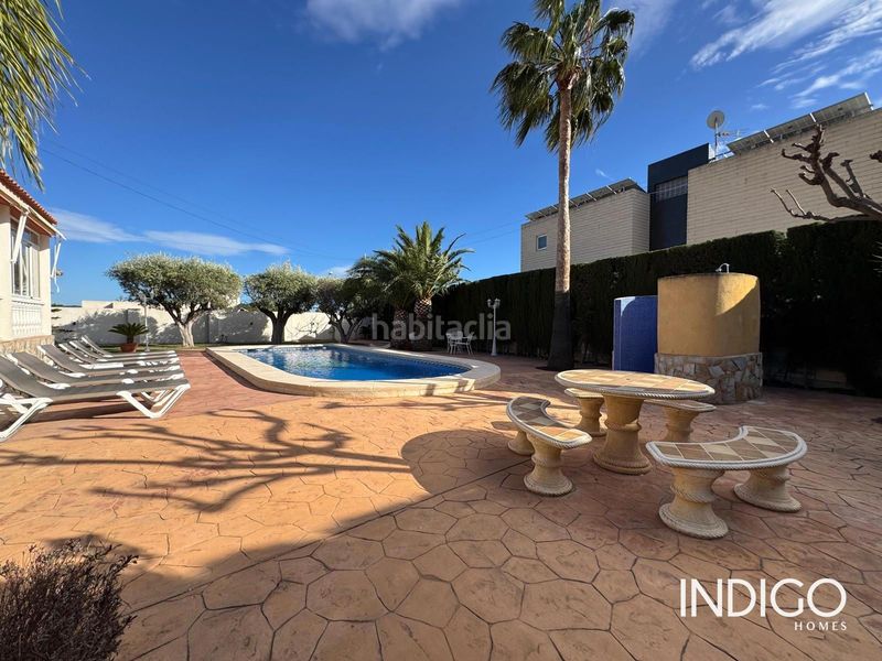 Foto f269a81b-df9e-4464-bb9b-6fc450f817f0. Xalet amb calefacció aparcament piscina a Valle del Sol Mutxamel