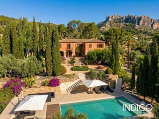 Chalet  Cv-755, s/n, el castell de guadalest (alicante). Finca exclusiva con historia y vistas en en paraje natural de gu