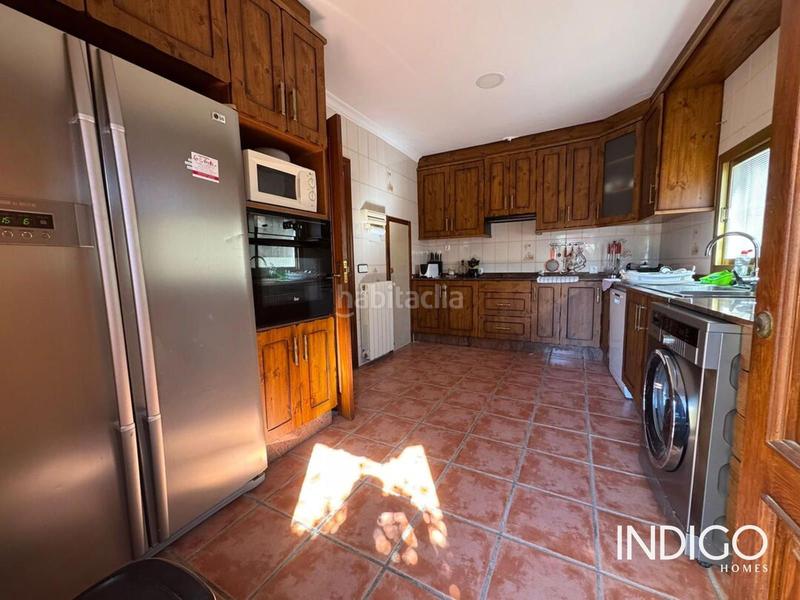 Foto a02c5fe8-438b-4894-bd68-4149135a39ae. Xalet amb calefacció aparcament piscina a Villafranqueza Alicante