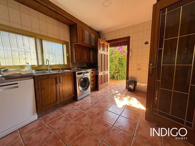 Foto ed25bd0b-09c2-45ab-b846-47baeee4153b. Xalet amb calefacció aparcament piscina a Villafranqueza Alicante