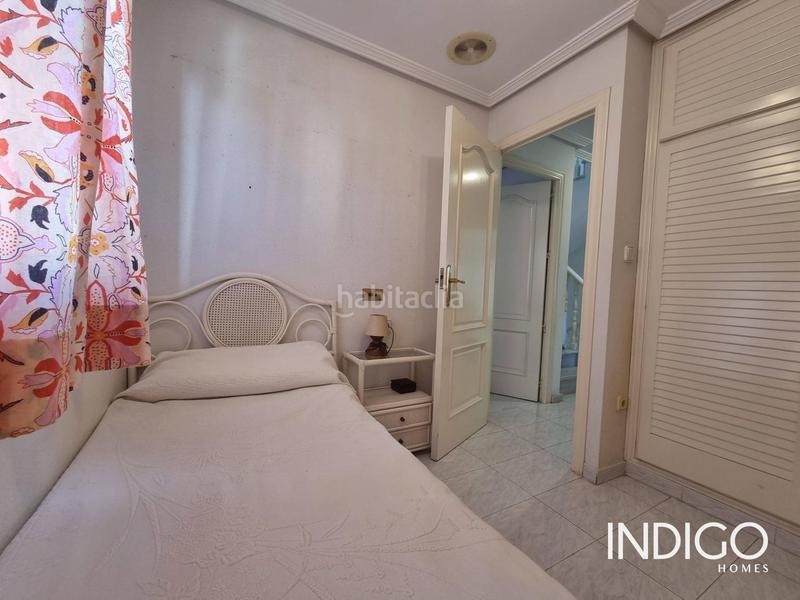 Foto 16fedf0a-aae8-40d8-ac7b-4ce1007a3fd1. Chalet mit parking in calas Santa Pola este Santa Pola