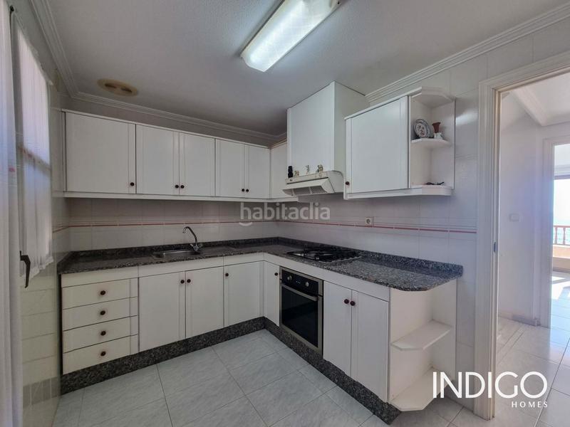 Foto c5ae7f1c-49a0-4cb2-9bdc-c4542b1f7aef. Chalet mit parking in calas Santa Pola este Santa Pola