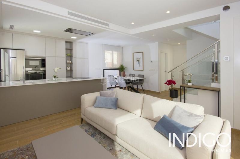 Foto 9b845b54-0f5f-4341-a1f7-d7b2a9b3543b. Xalet amb calefacció aparcament piscina a Pueblo Español-Coveta Fumá Campello (el)