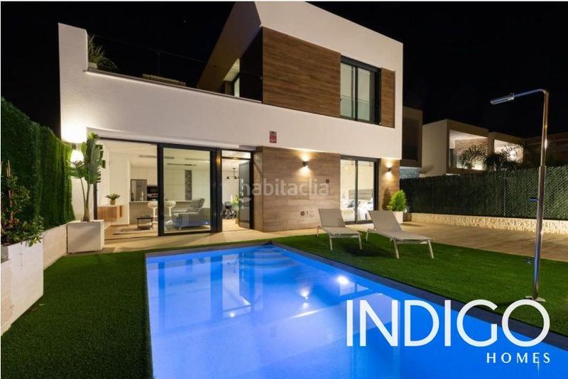 Foto e93872af-5782-440f-b3ee-af12492ecea4. Xalet amb calefacció aparcament piscina a Pueblo Español-Coveta Fumá Campello (el)