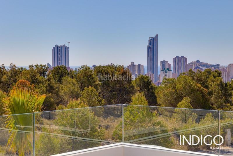 Foto 130c45f1-3fdc-4720-aa1f-c0e9766d0b0b. Chalet espectacular chalet independiente , luminoso con piscina privada zona exclusiva en Finestrat