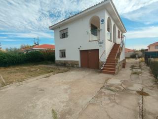 Chalet  Calle soria. Chalet independiente