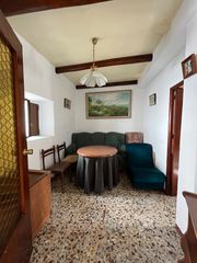 Maison  Calle real 40. Venta en castañuelos
