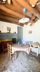 Casa adossada a N/a. Casa de pueblo con terreno