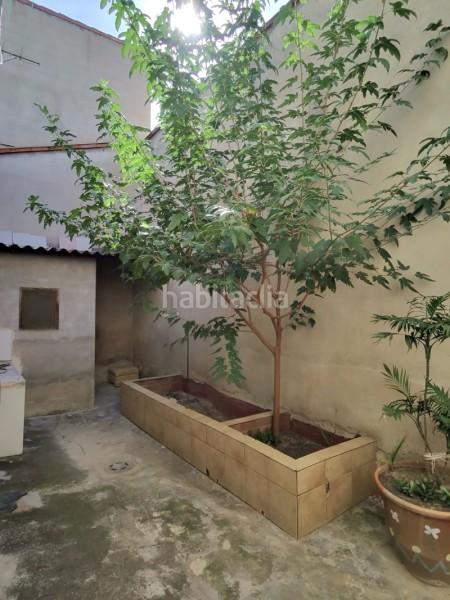 Foto 5bf8f398-f9b5-4e06-973d-8327cac3ec6b. House in carrer sant llorenç 106 in Aielo de Malferit