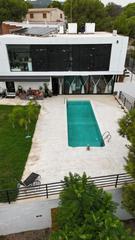 Maison à Calle carrasques 15. Casa en venta en  casinos, valencia