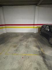 Parking coche en Avinguda del comte de torrefiel. Garaje en venta en  ontinyent, valencia
