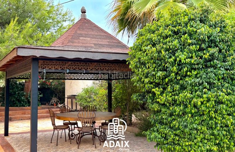 Foto 085d1aef-8578-437d-acdd-736458a69c96. Casa bifamiliare in carrer de gijon 3 in Playa Muchavista Campello (el)
