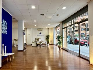 Transfer Business premise in Carrer del duc de mandas 43. Negocio en traspaso en  valencia, valencia