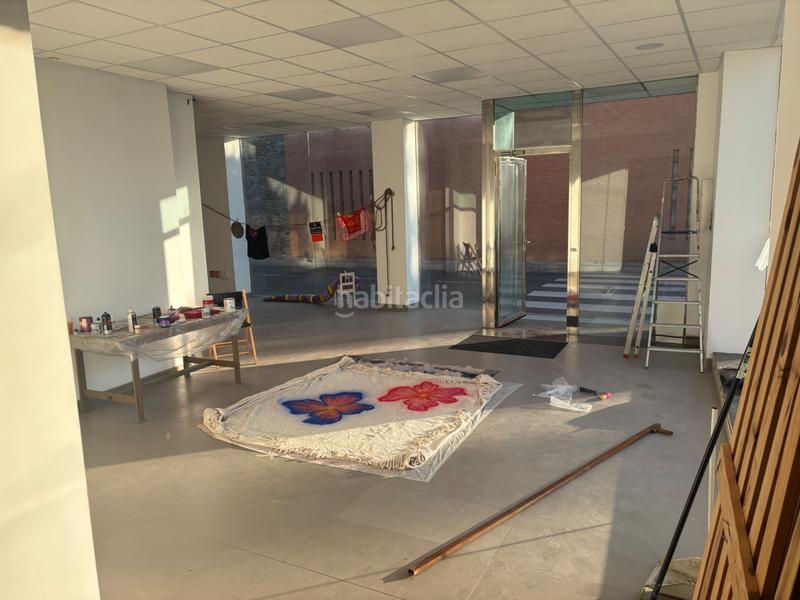 Foto 0727c70b-d0d0-4b48-9087-09aaa1af0c78. Lloguer local comercial a Pastriz