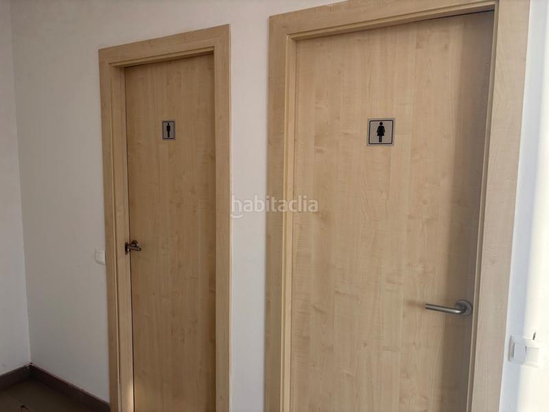 Foto a52428f9-257d-4774-8fde-cf1e9883237a. Lloguer local comercial a Pastriz