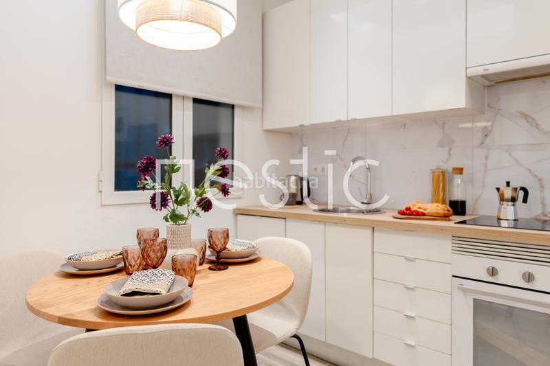 Foto 520dda10-012f-46cd-ad3e-b2f840c8cec9. Lloguer apartament a calle de josé abascal 21 a Ríos Rosas-Nuevos Ministerios Madrid