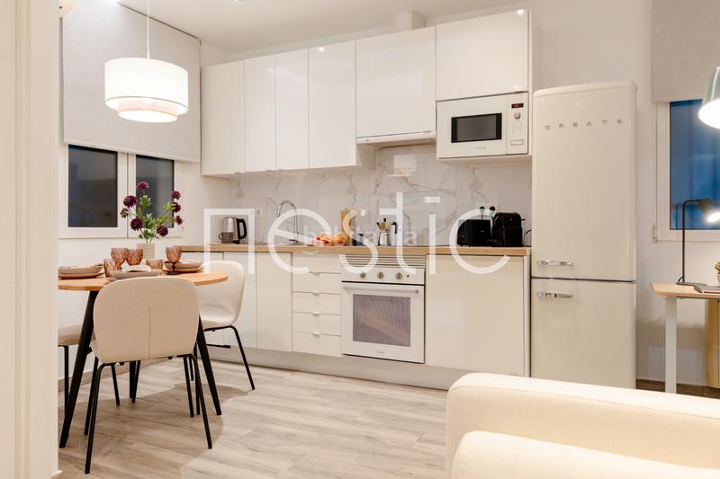 Foto 7ce30bcd-a086-4e01-bf69-d1610bd2fe5d. Lloguer apartament a calle de josé abascal 21 a Ríos Rosas-Nuevos Ministerios Madrid