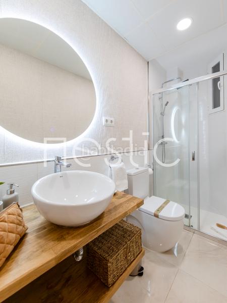 Foto 6ca2136e-9e47-4c58-ae1e-b90b3e23b943. Miete appartement in calle de josé abascal 21 in Ríos Rosas-Nuevos Ministerios Madrid