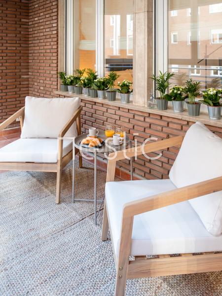Foto b67e3484-b8e5-469b-b066-c75a0a16a1e4. Location appartement dans calle de san bernardo 107 dans Madrid
