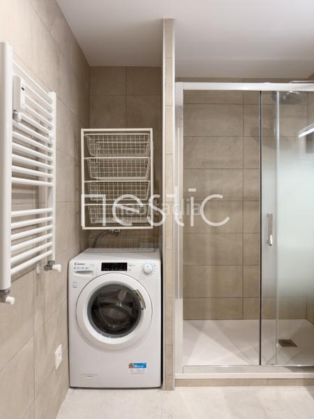 Foto 8095f934-bce3-4741-95fb-0b99aeffbd2e. Miete appartement in calle de san bernardo 107 in Madrid