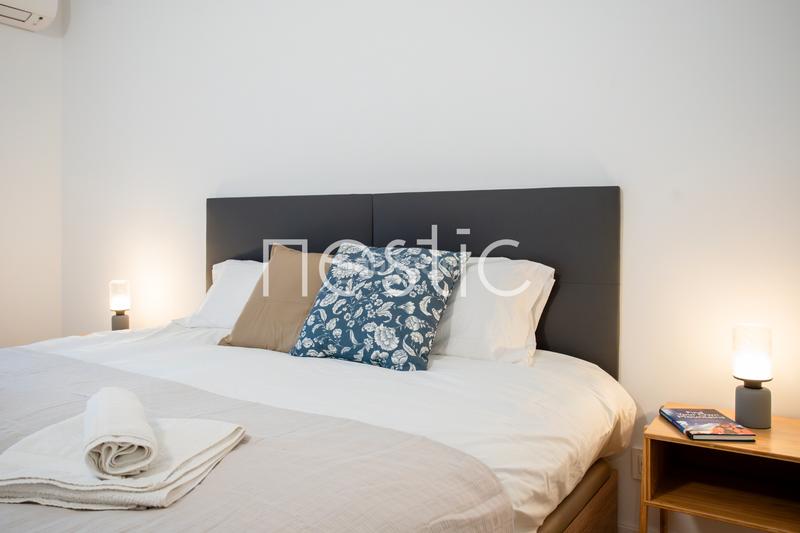 Foto fa1375cc-ef10-499c-b793-f02824a86cab. Miete appartement in calle de san bernardo 107 in Madrid