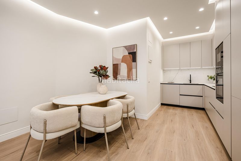 Foto 4d15e3f5-4760-42fc-8a5b-1db2fdf41cc1. Flat with heating in Lista Madrid