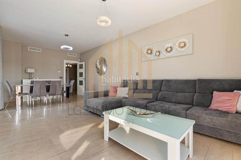 Foto 1b4cc70f-f28e-4f09-b923-a1188da0dcb9. House with heating parking pool in Pizarra