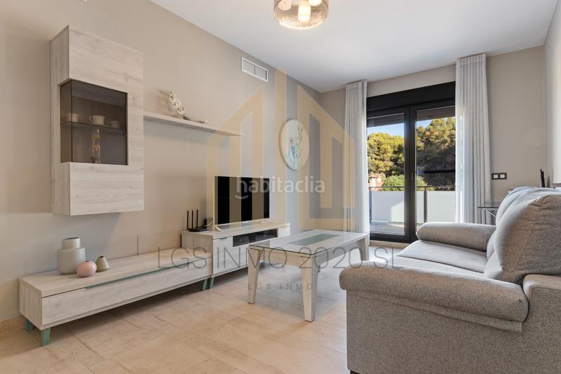 Foto 4dc2367b-0606-4c6a-9d47-373cc647a52e. House with heating parking pool in Pizarra