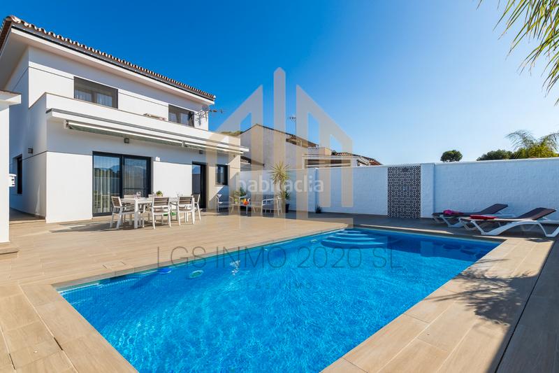 Foto 8d7480e9-b1bf-490e-9718-0efe034dff34. House with heating parking pool in Pizarra