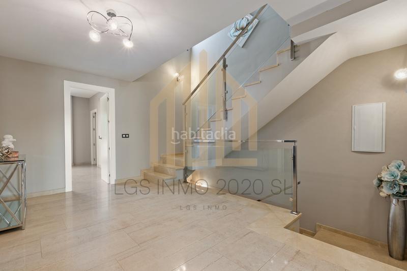 Foto b7888763-43a7-42fb-9825-910945cb9c41. House with heating parking pool in Pizarra