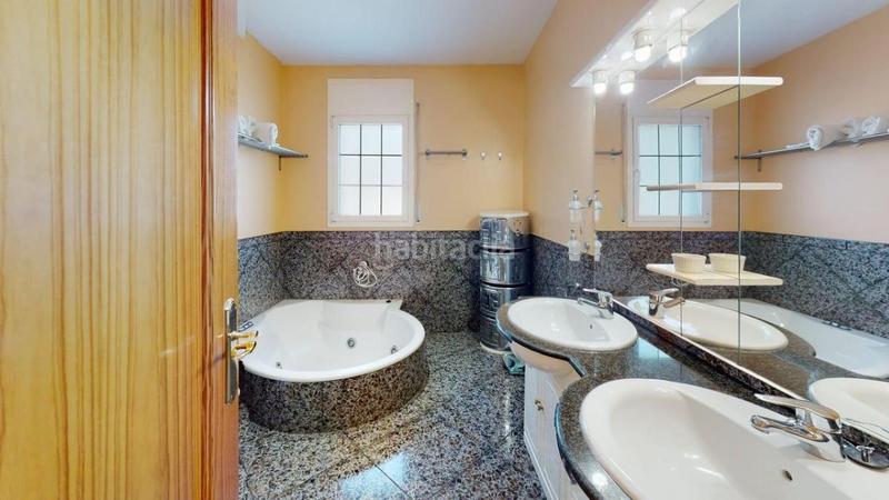 Foto 36d9038c-9639-4a41-8f58-20c2542a30a6. Casa con parcheggio piscina in Sant Cebrià de Vallalta
